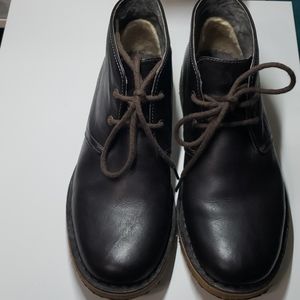 UGG Men's LEIGHTON CHUKKA Leather Boots Brown